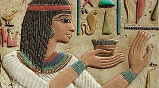 下埃及的都城格尔塞，出土异样青铜器，一开始谁也叫不出它的名字