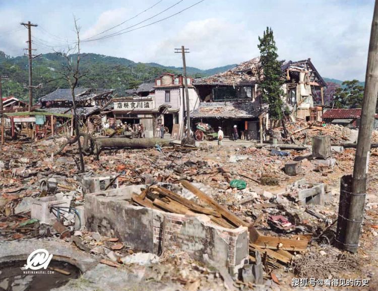 彩色老照片二战投降后的日本遍地都是废墟