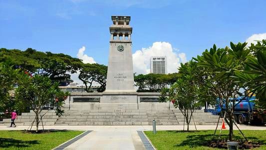 二战日本战败，新加坡被马来西亚与英国争夺，却被迫独立意外崛起