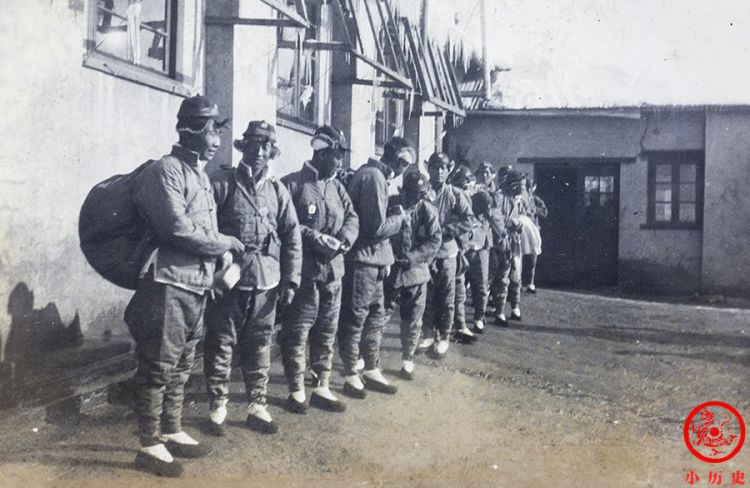 1917年老照片：山东青壮男子赴欧支援前线，谱写一战悲歌