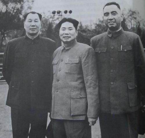 总理在1951年就说，三杨开台，杨勇为何直到1953年才入朝作战