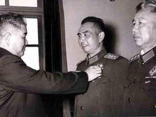 总理在1951年就说，三杨开台，杨勇为何直到1953年才入朝作战