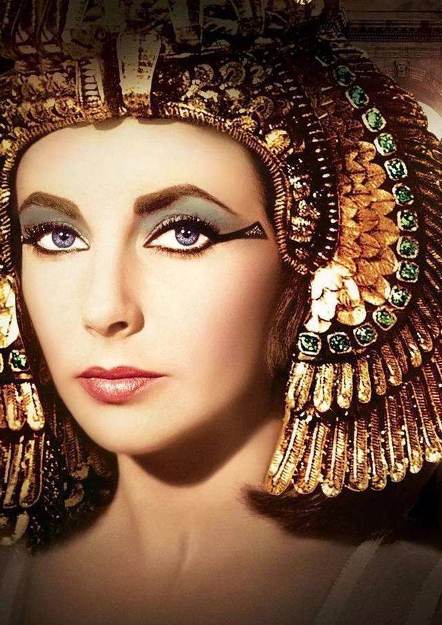 下埃及出土一个调色板，它研磨的石料，揭开古埃及妇女的妆容之谜