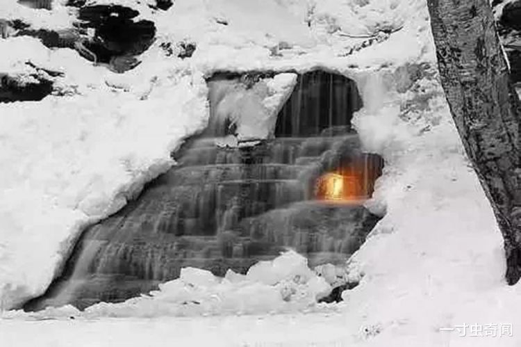 奇闻：千年未曾熄灭的“永恒火焰”，藏于瀑布之中，成因至今成谜
