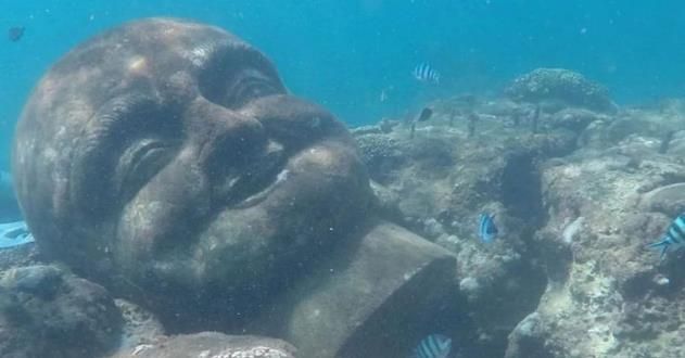 台湾海底发现“金字塔”，有生物生存痕迹，“海底人”要现身了？