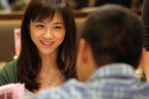 与朱雨辰、田雨谈恋爱，最后却嫁给韩国导演，汤唯是被迫的吗？？