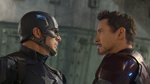 “钢铁侠”取关漫威前合作演员引关注，“超级英雄”是塑料情？