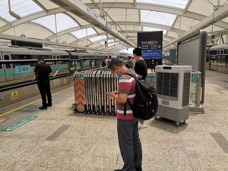 高温下的地铁高架车站,如何降温?来看16号线龙阳路站的"降温神器"