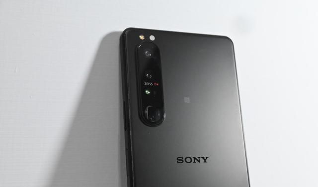 Sony旗舰手机Xperia1III一个月使用体验：整理5大优缺点告诉你
