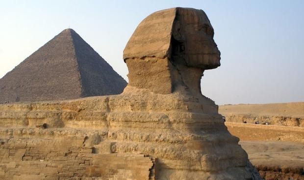 世界未解之谜：金字塔到底是谁建造的？真是外星人建造的吗？