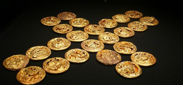 黄金只是一种金属而已，不能吃不能穿，为啥几千年来一直追求它？