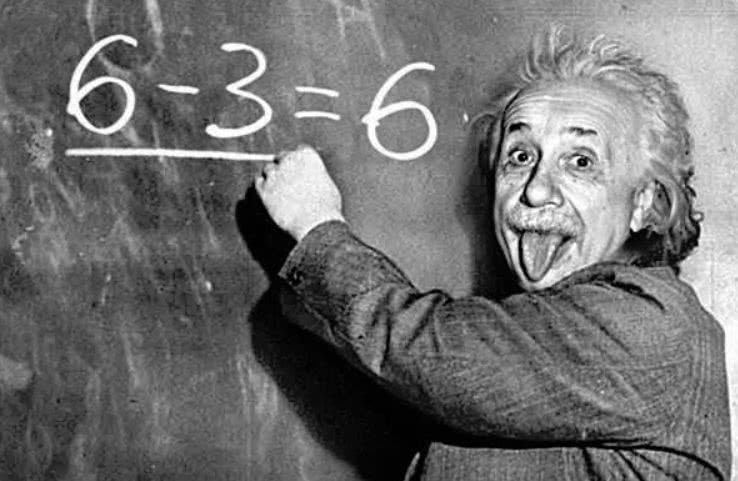 他们都是“天才”，都反对过度智能化，霍金是爱因斯坦的复制品吗