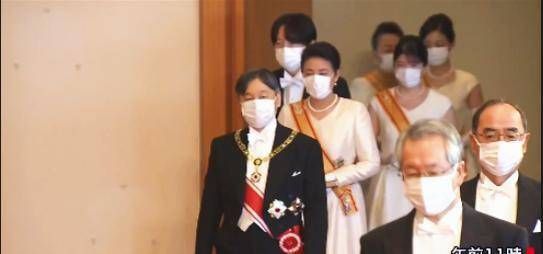 日本皇室成员的站位，悠仁成年后，他会走在爱子公主的哪里呢