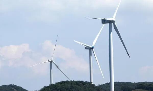 风力发电机一台造价多少钱：90万欧元/兆瓦，国产便宜一点