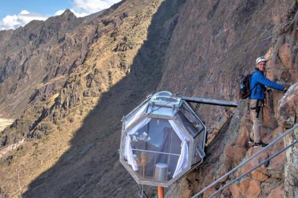 世界上最有趣的5家酒店 缆绳爬上1500米的酒店(位于峭壁上)