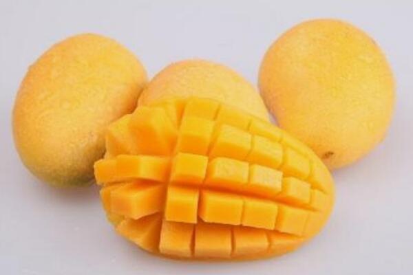 芒果的功效与作用：能够防癌抗癌的养生水果(不宜大量食用)