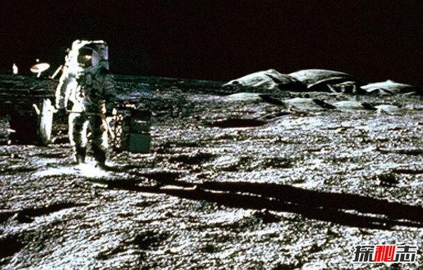玉兔号在月球惊人发现:外星人基地，美国40年都不敢登月