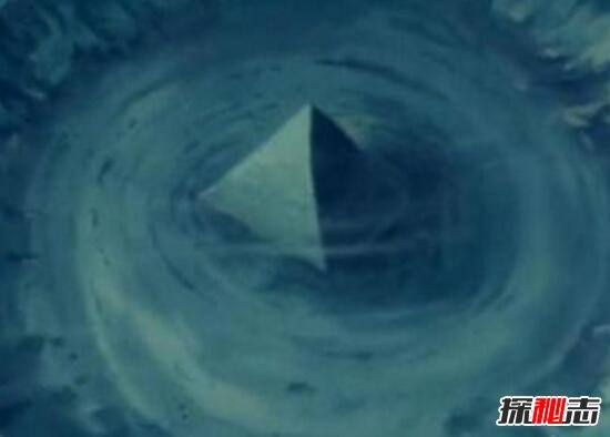 揭秘百慕大三角水下金字塔，水晶材质建筑成(最大金字塔)
