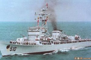 [多图]中日首代护卫舰对比：中国“江湖”攻击力更强