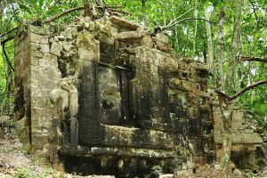 墨西哥丛林发现2座千年前玛雅城市遗址 类似宫殿的建筑