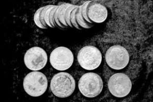 [图文]福建考古出土古银质外币银元百余枚