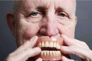 三种缺牙修复中的活动假牙修复会带来的不便有哪些？
