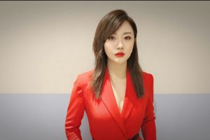 潘长江女儿潘阳近照曝光，网友直言认不出！