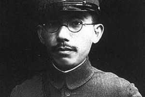 经盛鸿：唐生智在南京保卫战期间的衣帽形象
