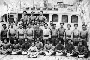 甲午战争时期的中日水兵，精气神不同，有一张图片有邓世昌