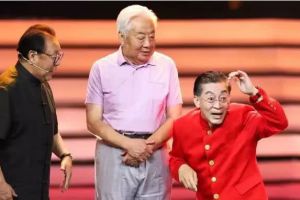 80岁朱广龙再扮“如来佛祖”，中美合拍《敢问路在何方》明年上映