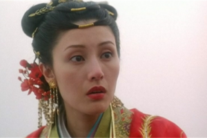 2003年，李嘉欣的《花魁杜十娘》，首日票房2万元，她说尽力了