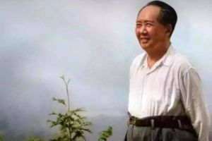 她因保护毛主席被迫出家为尼，28年后毛主席要留她住在北京