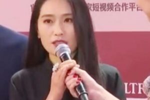 张艺谋38岁女儿近照曝光五官精致曾两嫁外国人