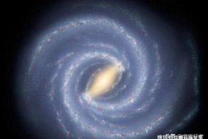 宇宙中最大的星系，它的直径400万光年，拥有100兆颗恒星