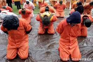 古代最残忍的“水刑”，老外冒死去做试验，坚持18秒就崩溃了