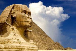 謠言揭秘：金字塔是現代偽造文物？究竟是怎么回事？