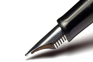 钢笔是谁发明的 它并不是第一支贮水笔