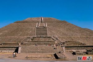 太阳金字塔坐落在哪里,揭示太阳金字塔未解之谜
