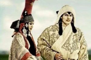 蒙古人种和汉族人种的区别:蒙古眼睛纤细(汉人鼻翼宽)