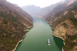 长江是世界的第几大河：世界第三大河（亚洲最长河流）