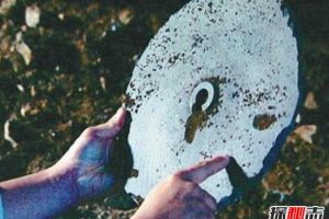 中國青藏高原一萬兩千年前的石碟，外星人存在過的證據