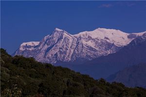 世界第七高峰是哪個 道拉吉里峰（海拔高度8167米）