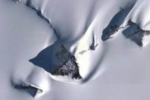 南极细思极恐细节:疑似古老的亚特兰蒂斯文明发源地