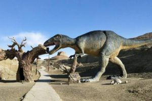 克拉玛依龙：新疆大型食肉恐龙（长11米/9750万年前）